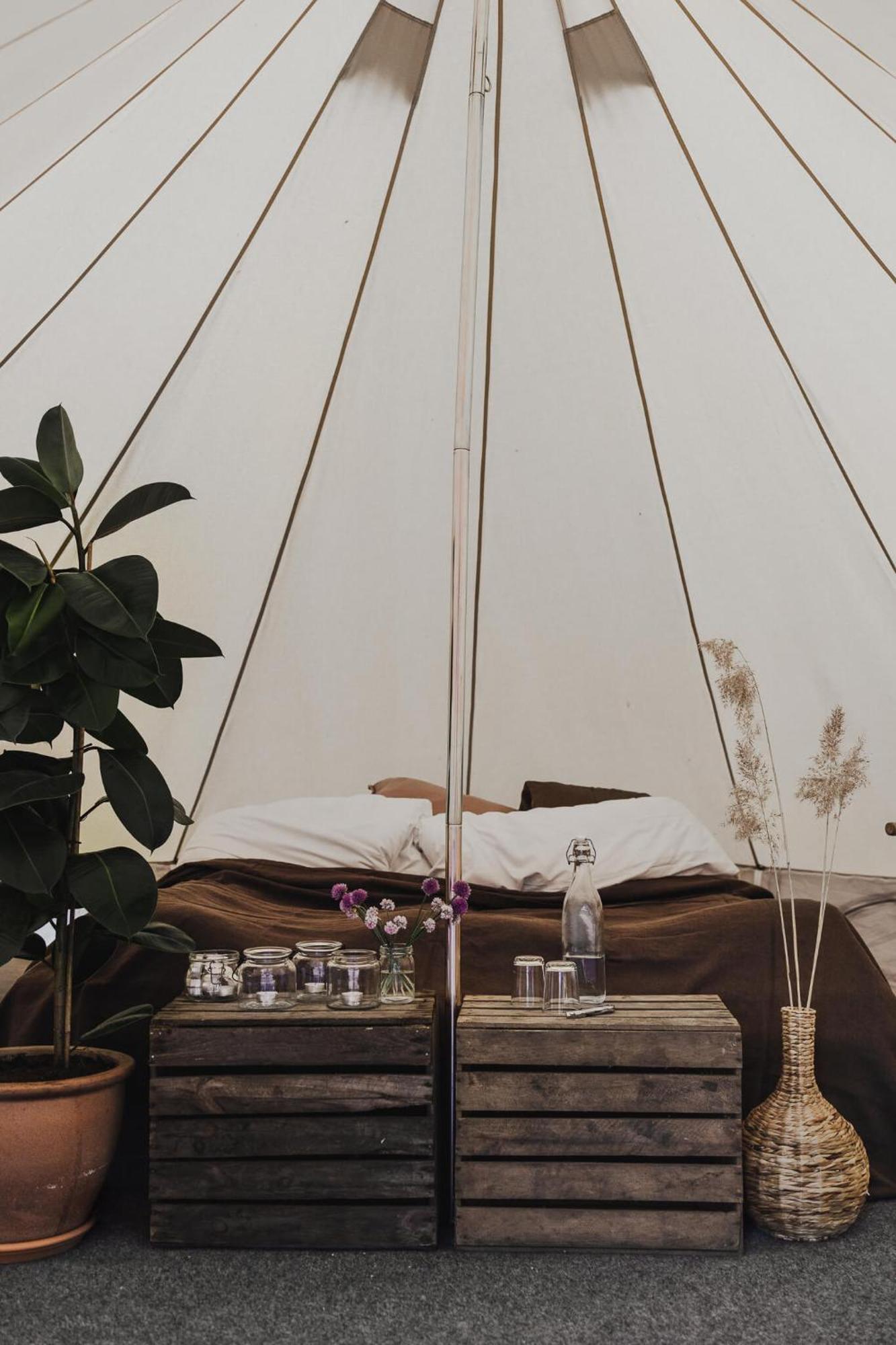 Falkeroed - Lyxig Glamping I Naturreservat Ink Frukost Гребестад Екстериор снимка